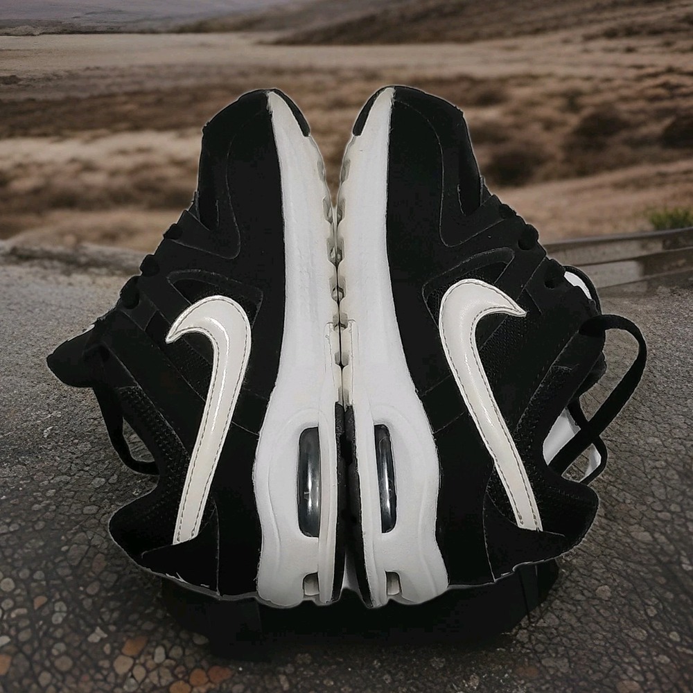 Nike Air Max Boys Sneakers Black White Lace Up Round Toe US 10C 844348-011 - Picture 5 of 6